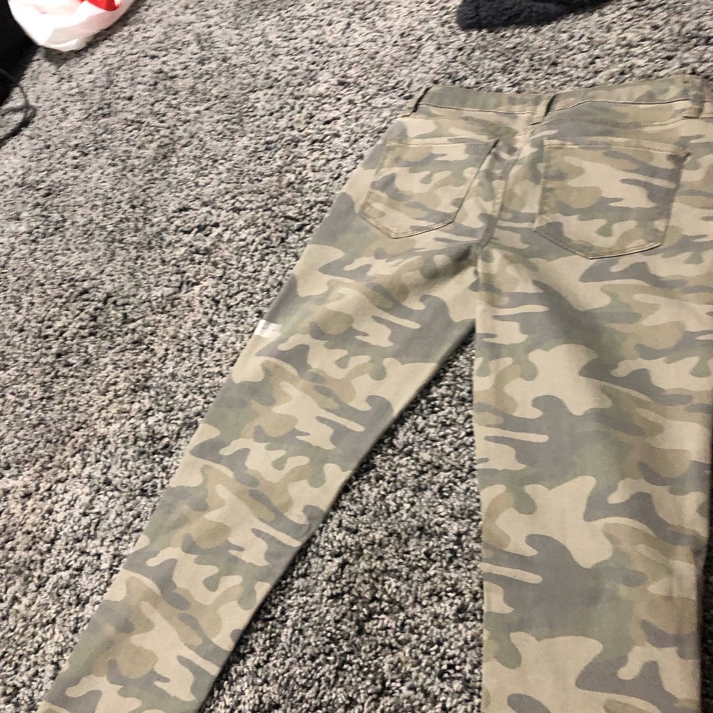 A.N.A. camo jeans size 4